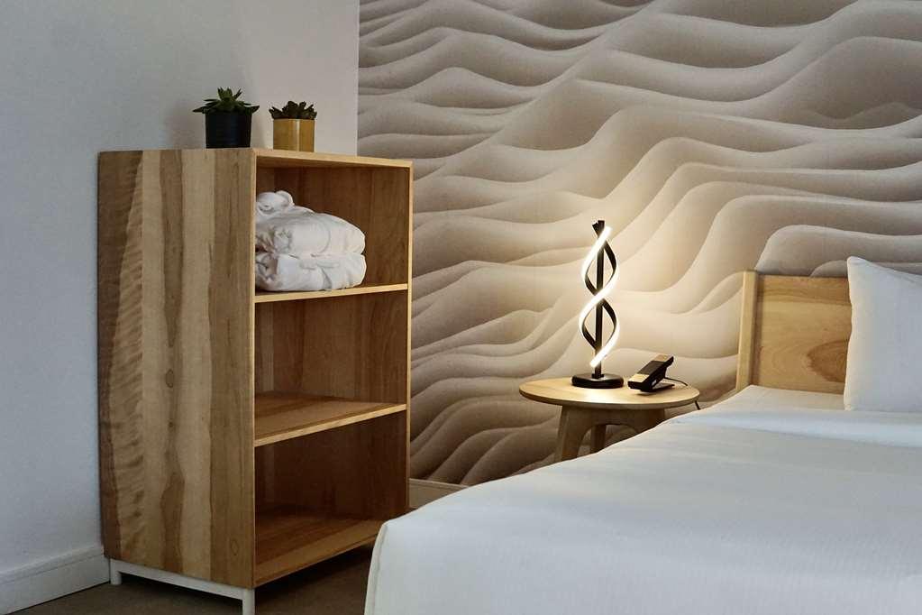 Hotel Ruby Foo'S Montreal Room photo